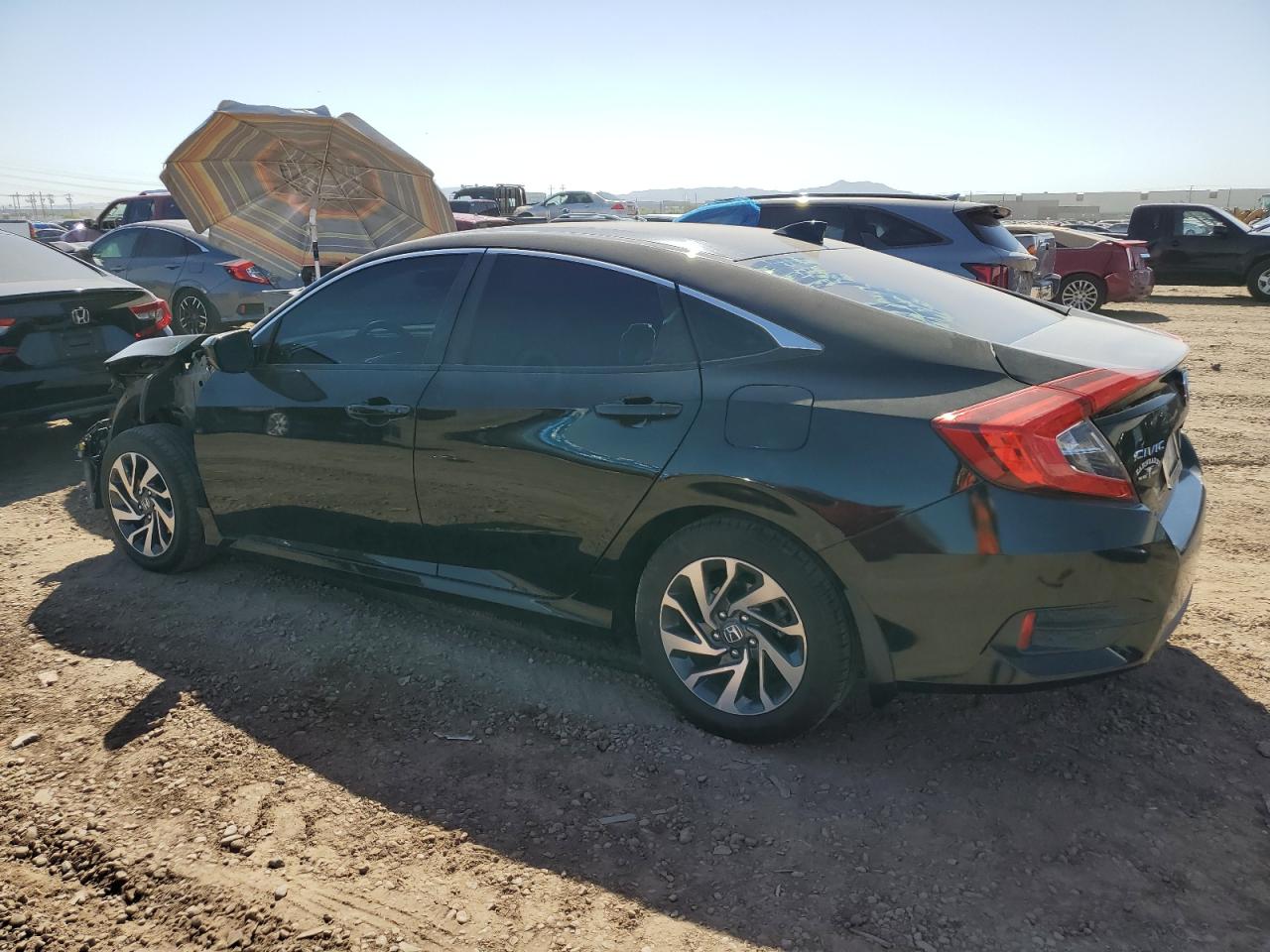 Obraz 2 z 2017 HONDA CIVIC EX 2017 z VIN 19XFC2F79HE065840