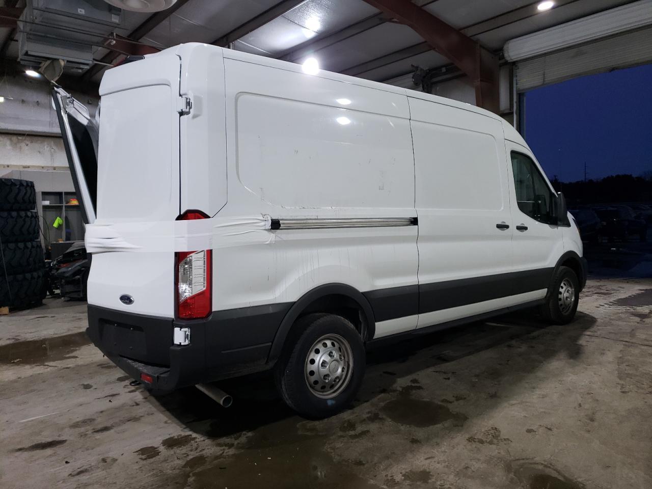 Изображение 3 2023 FORD TRANSIT T-250 2023 с VIN 1FTBR2C83PKB78219