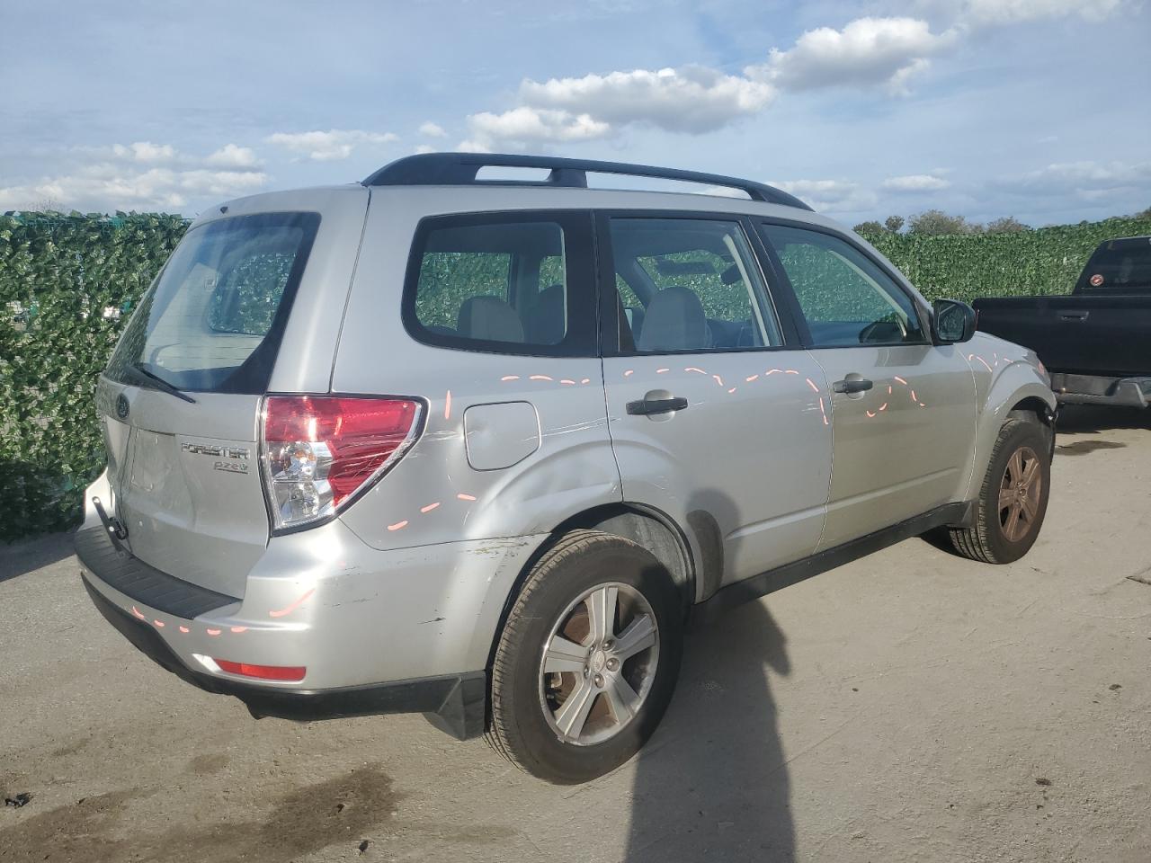 Obraz 3 z 2010 SUBARU FORESTER XS 2010 z VIN JF2SH6BC7AH796374