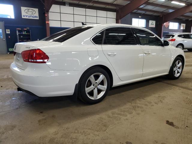 Image 3 of 2015 VOLKSWAGEN PASSAT SE 2015 with VIN 1VWBS7A32FC021702
