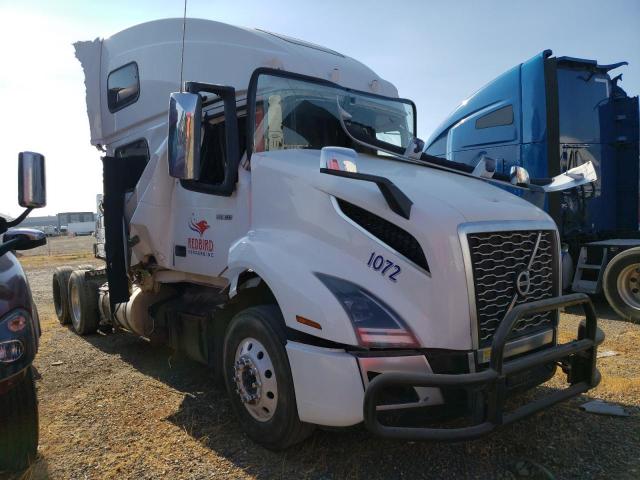 Image 1 of 2021 VOLVO VN VNL 2021 with VIN 4V4NC9EHXMN282502