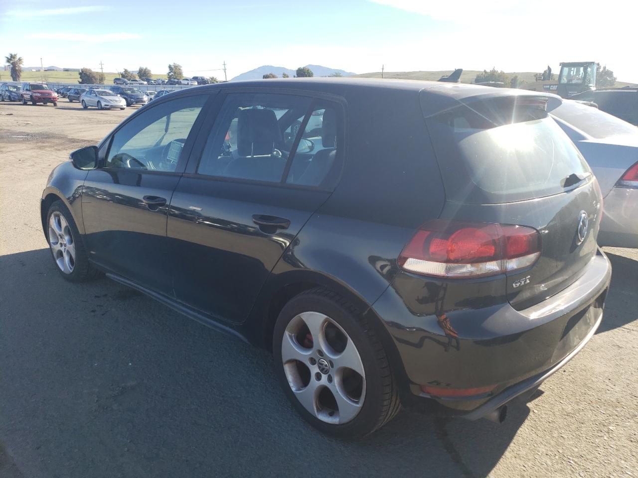 Image 2 of 2010 VOLKSWAGEN GTI  2010 with VIN WVWHD7AJ6AW261350