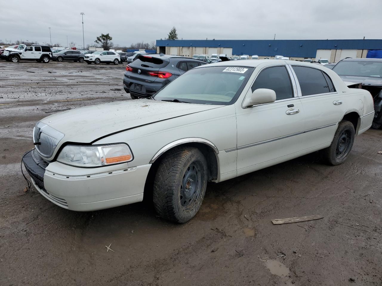 Изображение 1 2006 LINCOLN TOWN CAR SIGNATURE 2006 с VIN 1LNHM81V96Y613868