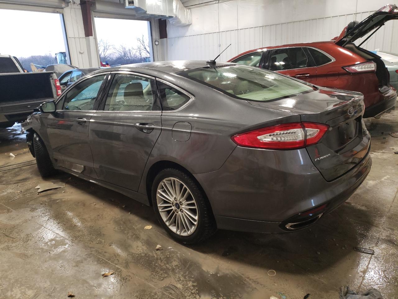 Image 2 of 2016 FORD FUSION SE 2016 with VIN 3FA6P0T93GR367801