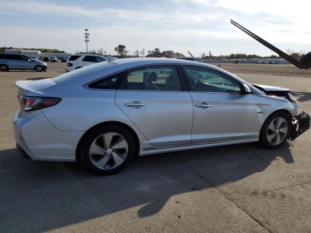 Image 3 of 2016 HYUNDAI SONATA HYBRID 2016 with VIN KMHE34L17GA018164