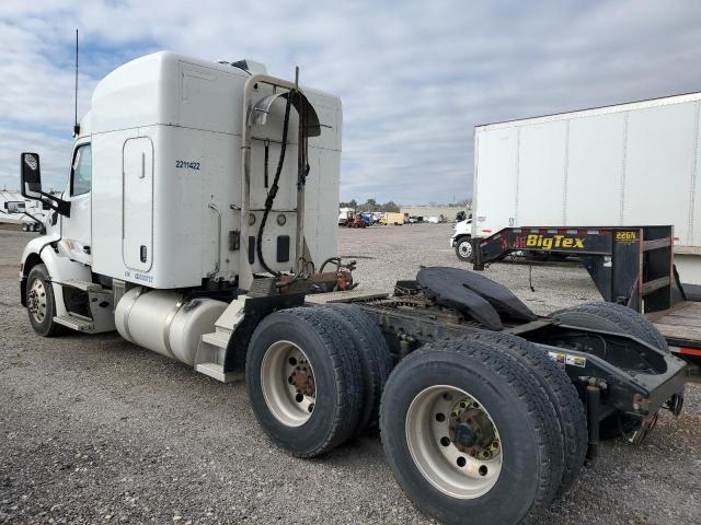 Image 3 of 2016 PETERBILT 579  2016 with VIN 1XPBDP9XXGD333717