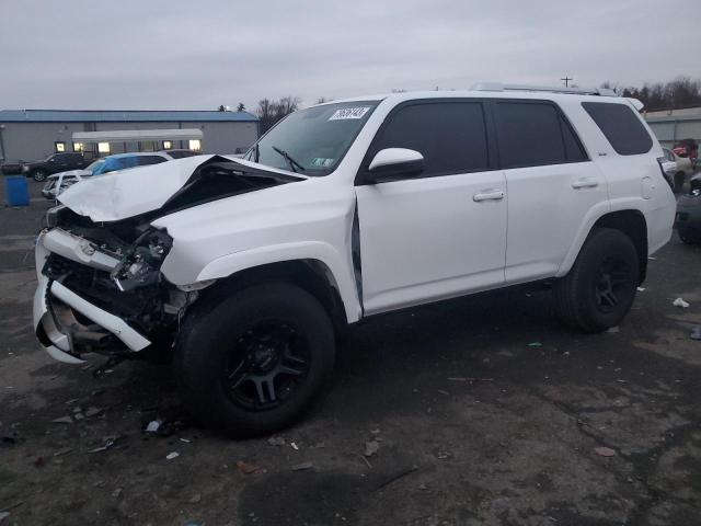2015 TOYOTA 4RUNNER SR5 2015 image