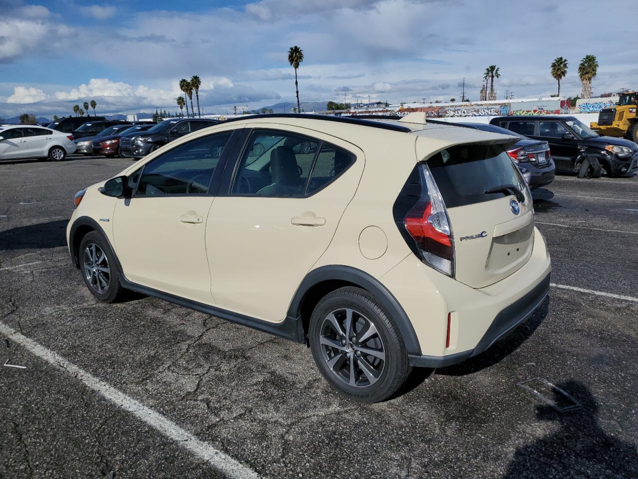 Image 2 of 2018 TOYOTA PRIUS C  2018 with VIN JTDKDTB39J1619696