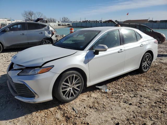 Image 1 of 2022 TOYOTA CAMRY XLE 2022 with VIN 4T1F11BK1NU049571