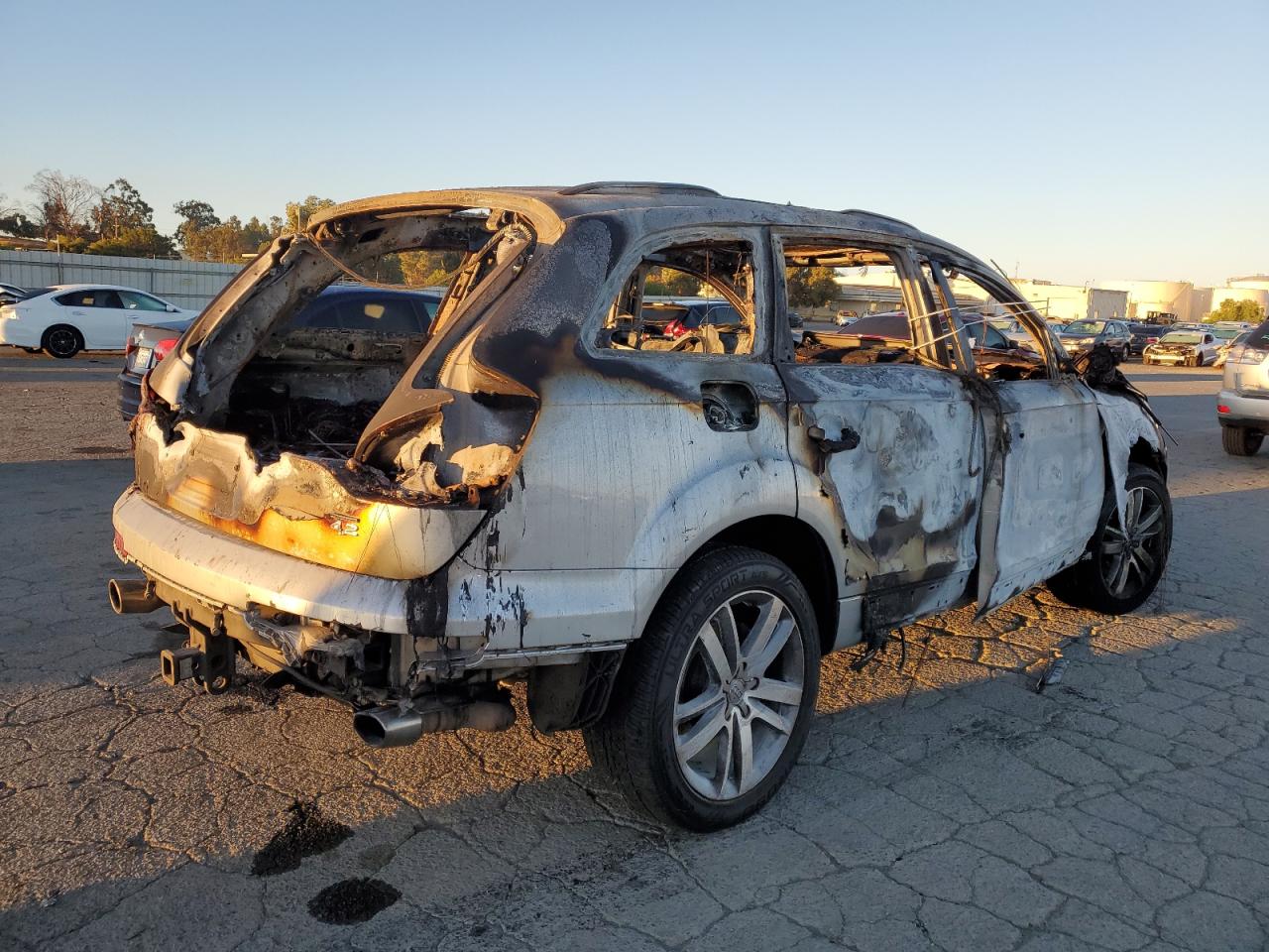 Obraz 3 z 2007 AUDI Q7 4.2 QUATTRO PREMIUM 2007 z VIN WA1BV74L67D059137