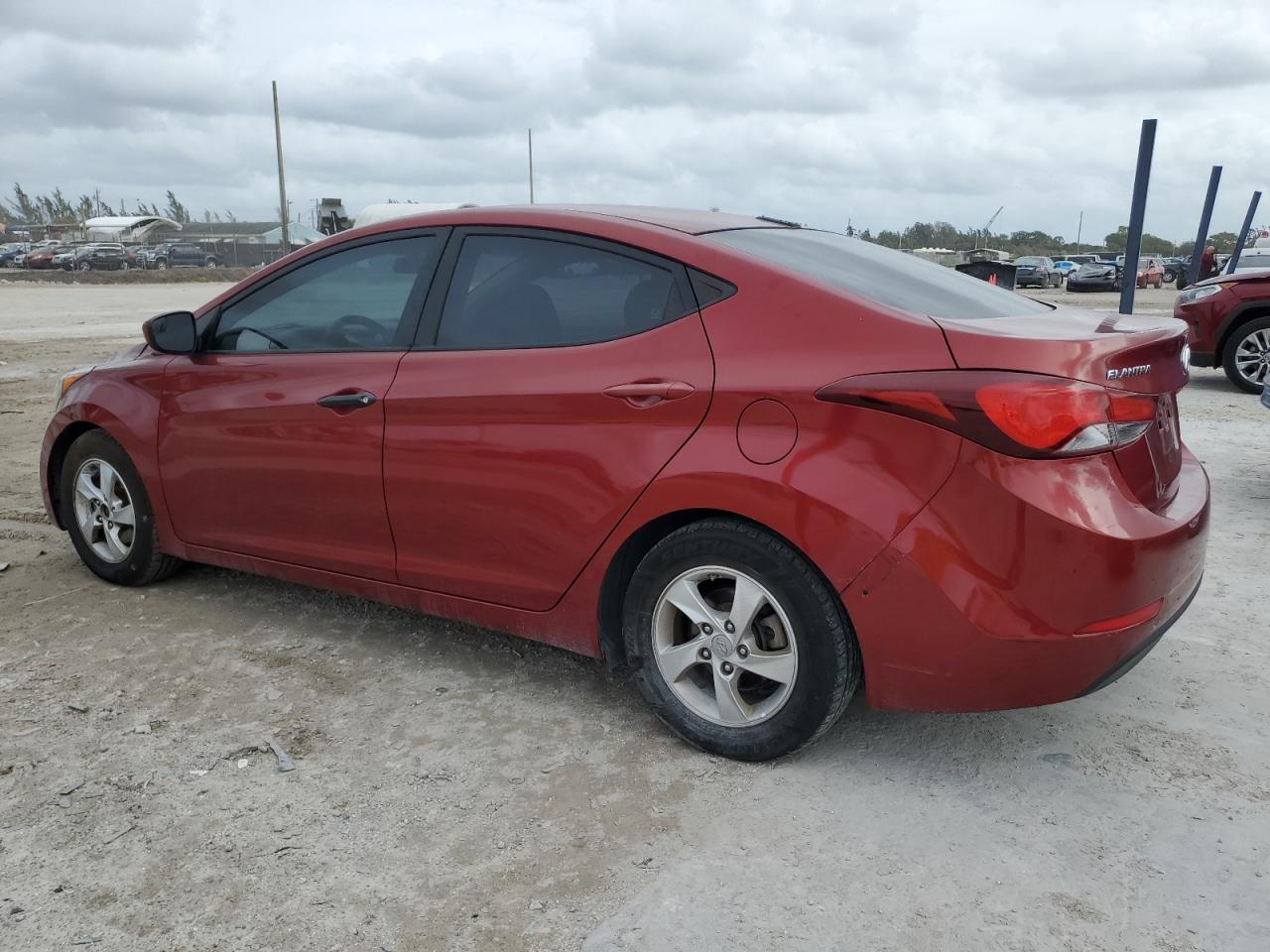 Image 2 of 2015 HYUNDAI ELANTRA SE 2015 with VIN 5NPDH4AE3FH599502