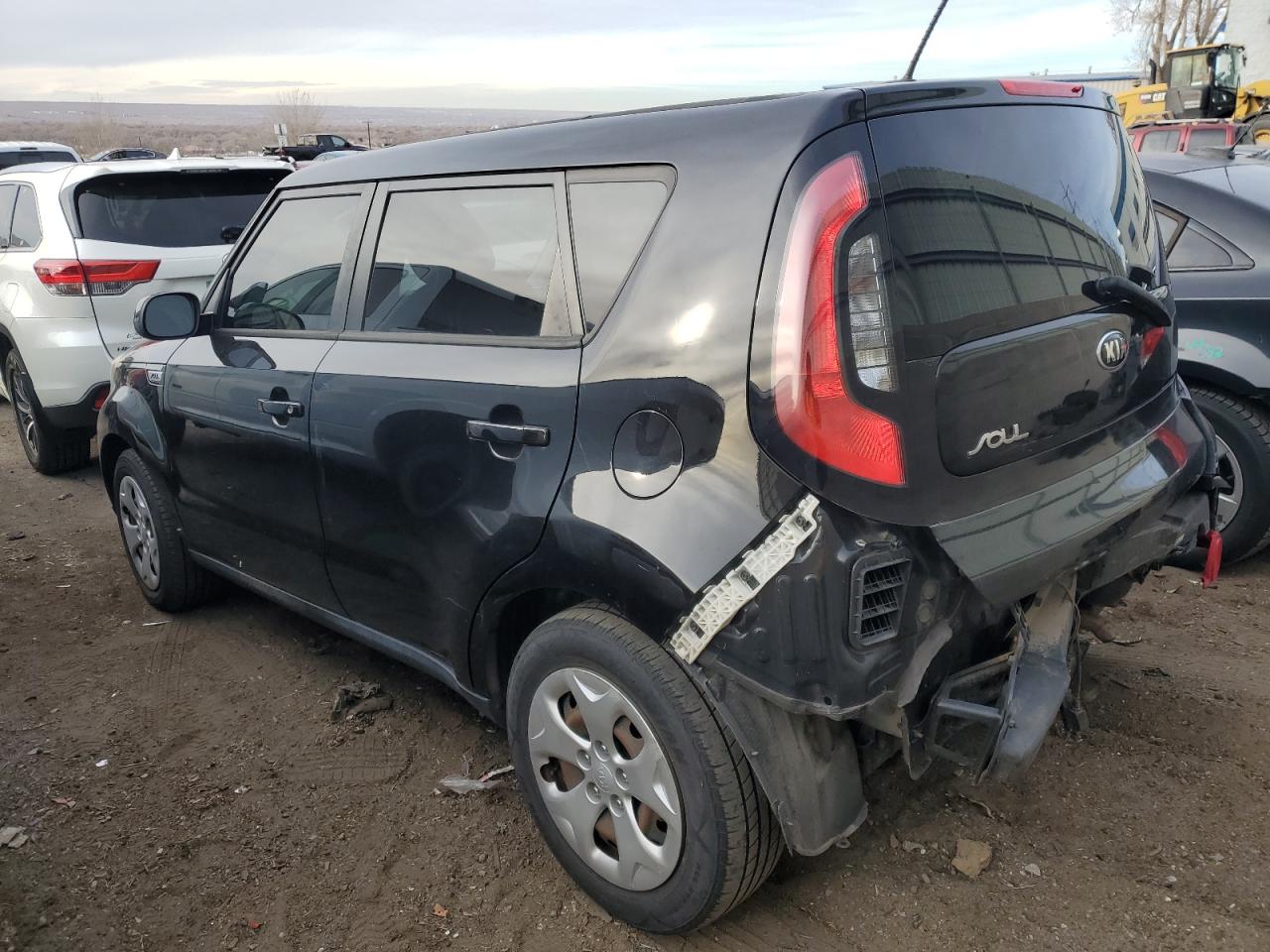 Изображение 2 2015 KIA SOUL  2015 с VIN KNDJN2A23F7215227