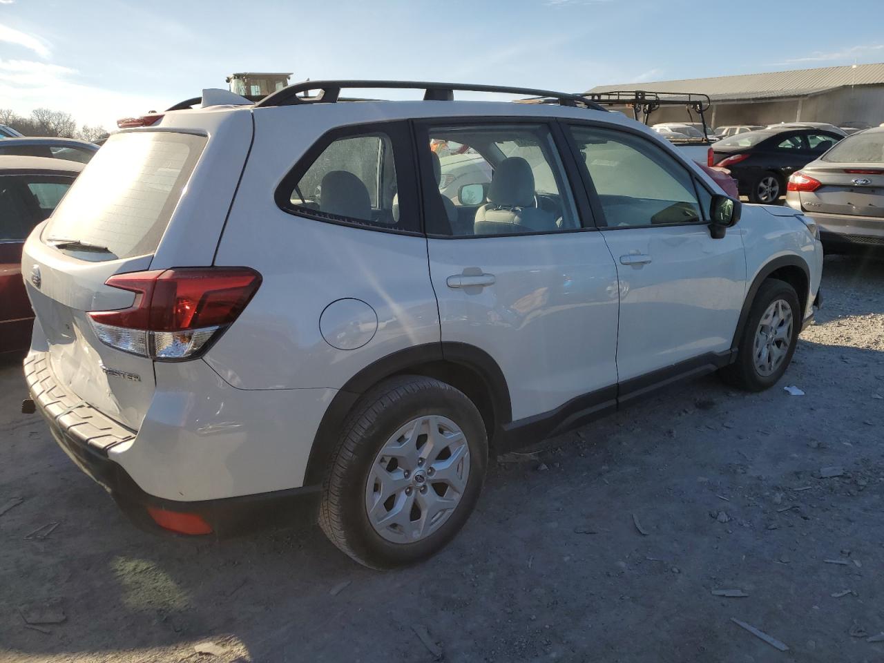 Изображение 3 2022 SUBARU FORESTER  2022 с VIN JF2SKACC8NH445630