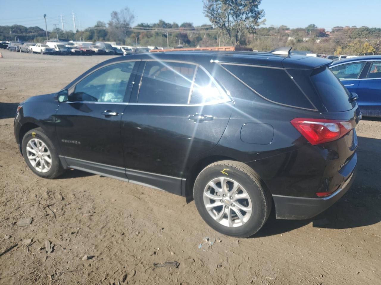 Image 2 of 2019 CHEVROLET EQUINOX LT 2019 with VIN 2GNAXUEV6K6285641