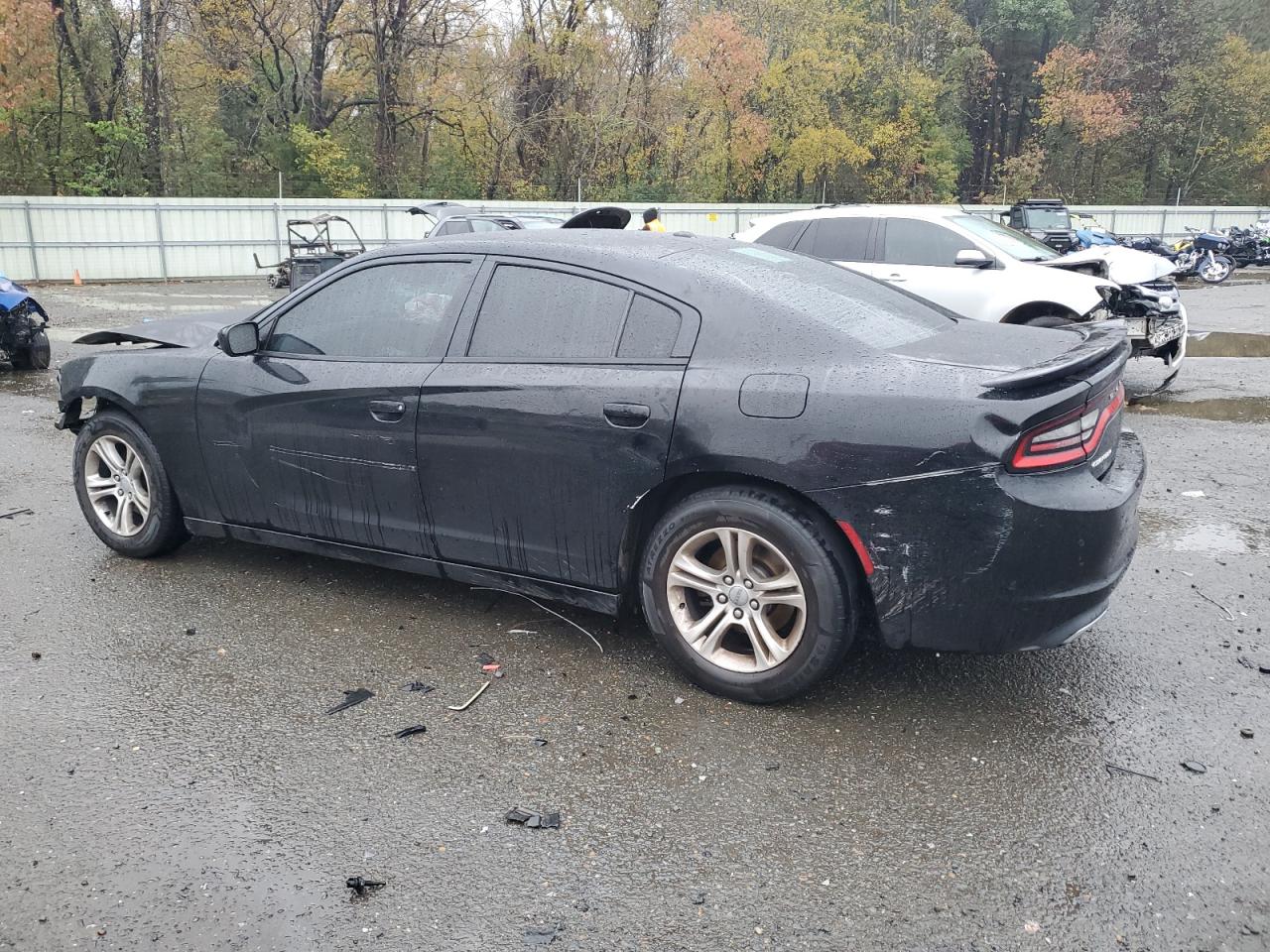 Image 2 of 2015 DODGE CHARGER SE 2015 with VIN 2C3CDXBG7FH771374