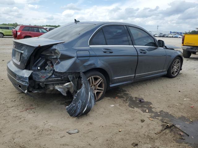 Image 3 of 2009 MERCEDES-BENZ C 350 2009 with VIN WDDGF56X49R068721