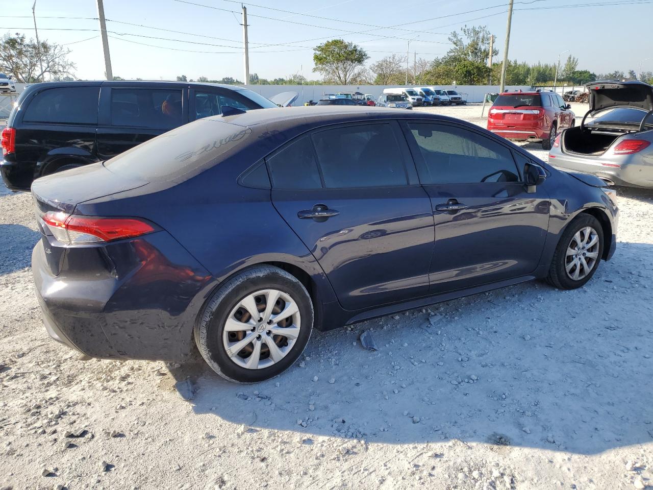 Изображение 3 2020 TOYOTA COROLLA LE 2020 с VIN JTDEPRAE9LJ085354