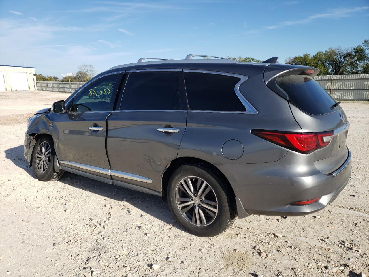 Image 2 of 2019 INFINITI QX60 LUXE 2019 with VIN 5N1DL0MN6KC511949