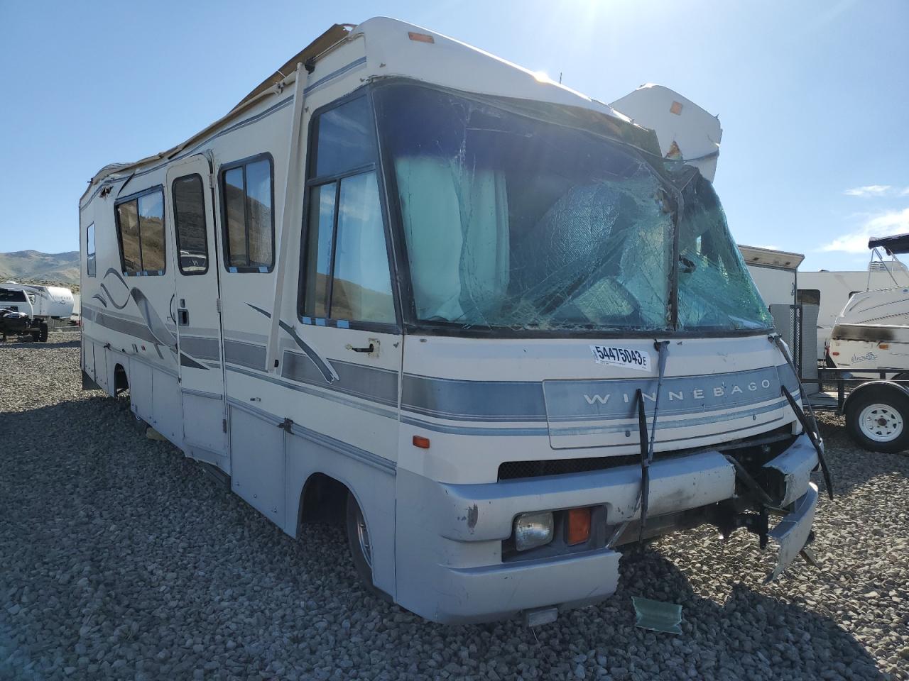 Image 1 of 1996 CHEVROLET P30  1996 with VIN 1GBLP37N6T3304274
