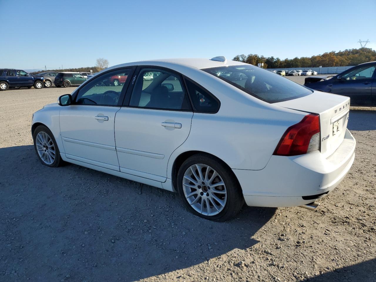 Изображение 2 2011 VOLVO S40 T5 2011 с VIN YV1672MS0B2531911