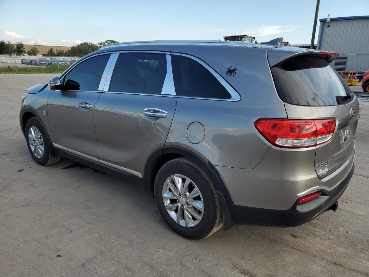 Obraz 2 z 2017 KIA SORENTO LX 2017 z VIN 5XYPG4A30HG273293