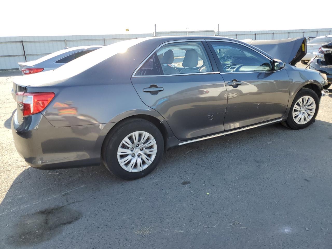 Image 3 of 2014 TOYOTA CAMRY L 2014 with VIN 4T4BF1FK9ER434912