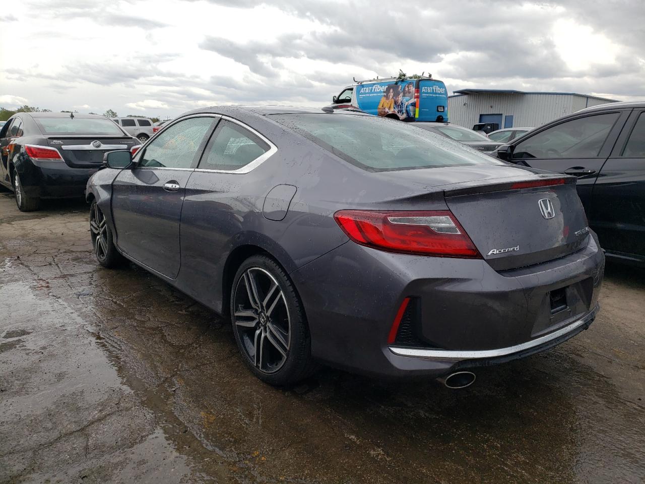 Изображение 2 2016 HONDA ACCORD TOURING 2016 с VIN 1HGCT2B01GA000897
