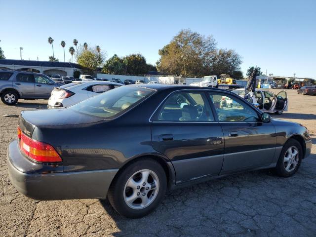Obraz 3 z 1997 LEXUS ES 300 1997 z VIN JT8BF22G5V0063081
