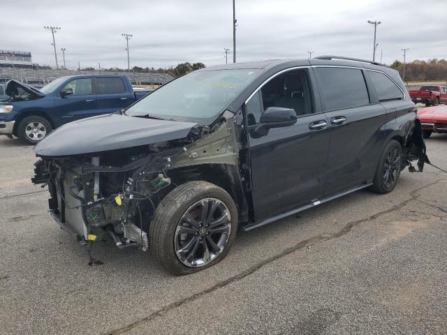 2022 TOYOTA SIENNA XSE 2022 image