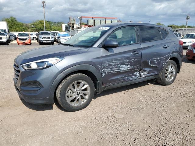 Image 1 of 2018 HYUNDAI TUCSON SE 2018 with VIN KM8J23A41JU647269