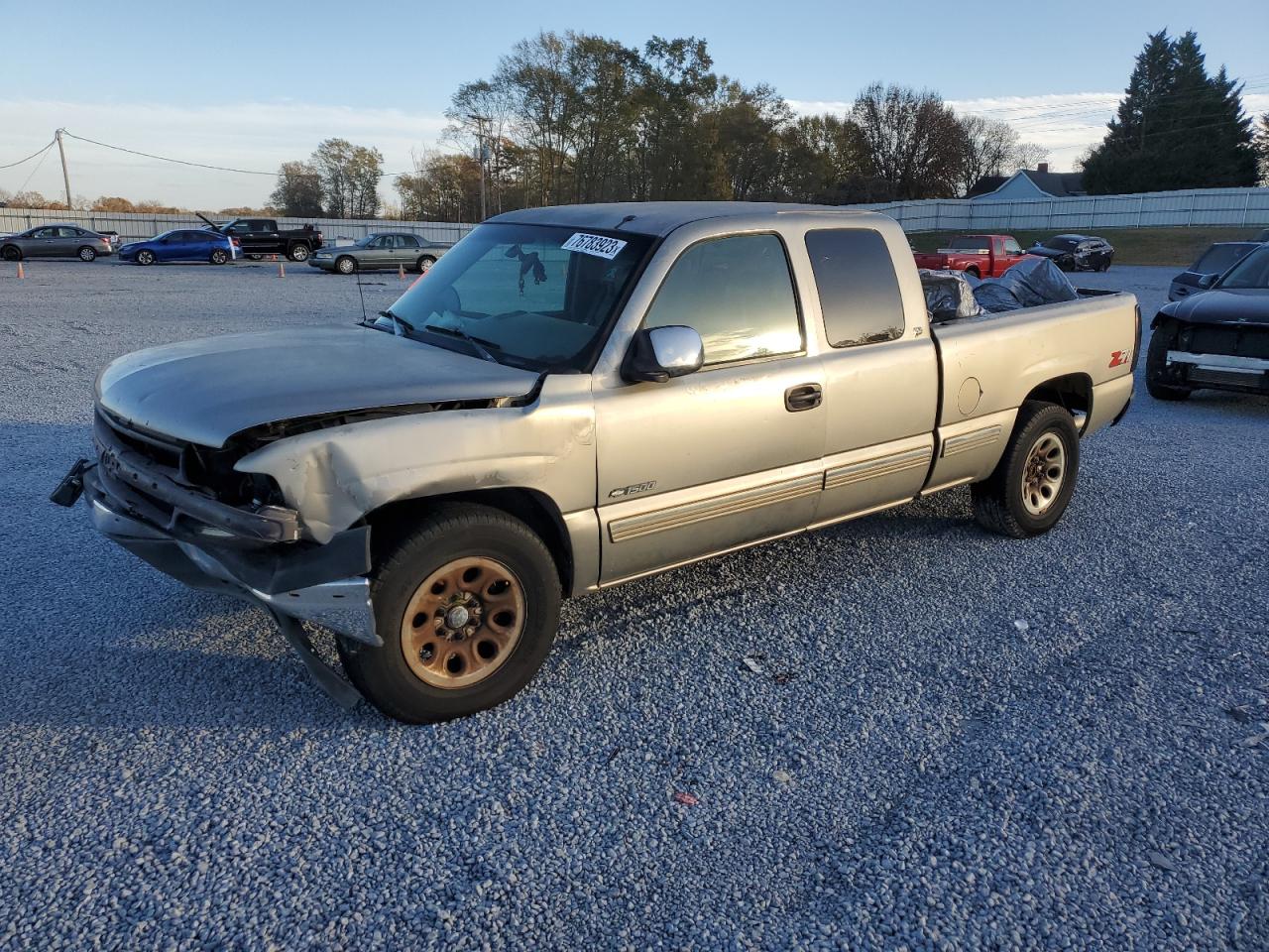 Obraz 1 z 1999 CHEVROLET SILVERADO K1500 1999 z VIN 1GCEK19T7XE246902