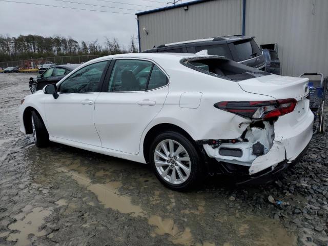 Obraz 2 z 2023 TOYOTA CAMRY LE 2023 z VIN 4T1C11AKXPU153919