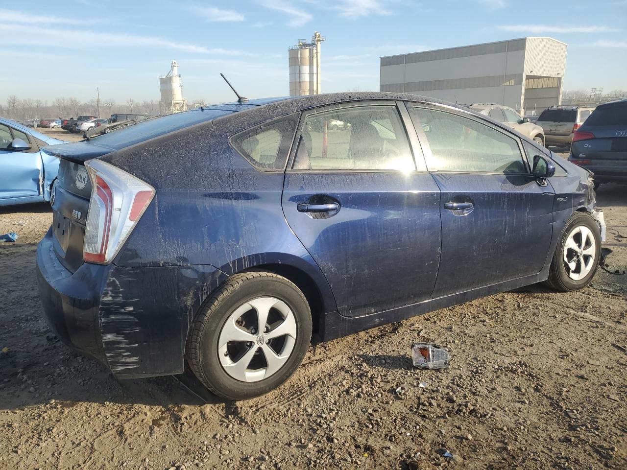 Image 3 of 2015 TOYOTA PRIUS  2015 with VIN JTDKN3DU3F0419784