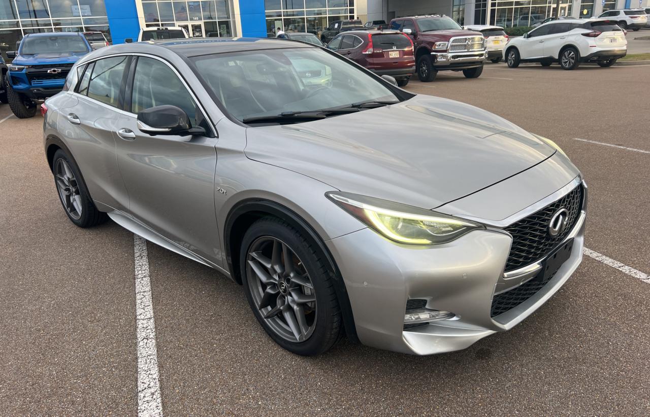 Obraz 2017 INFINITI QX30 BASE 2017