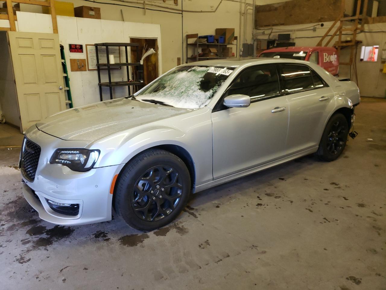 Изображение 1 2023 CHRYSLER 300 TOURING L 2023 с VIN 2C3CCASG0PH628493