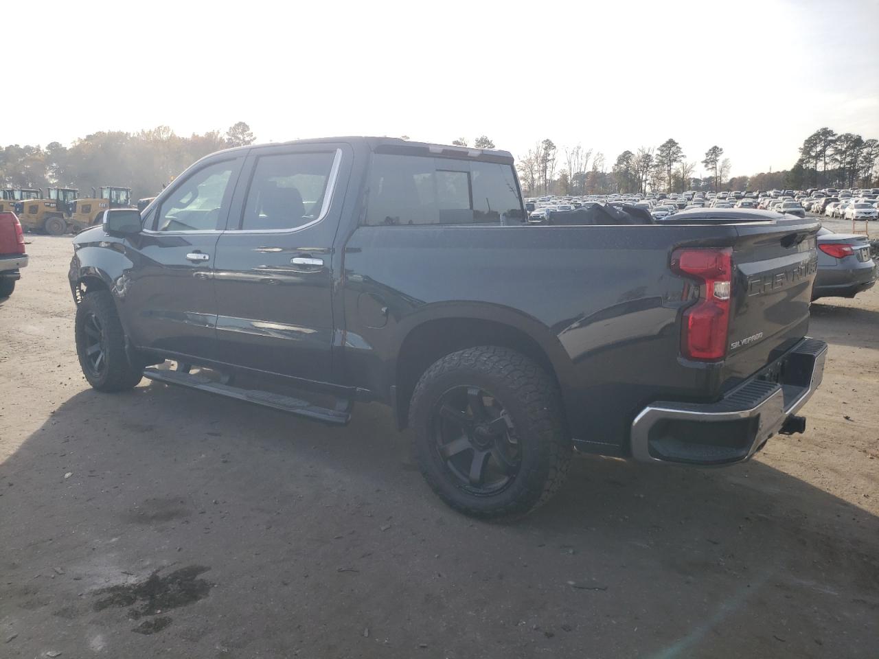 Image 2 of 2023 CHEVROLET SILVERADO K1500 LTZ 2023 with VIN 2GCUDGED6P1110155