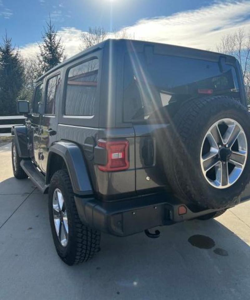 Obraz 3 z 2019 JEEP WRANGLER UNLIMITED SAHARA 2019 z VIN 1C4HJXEG8KW548620