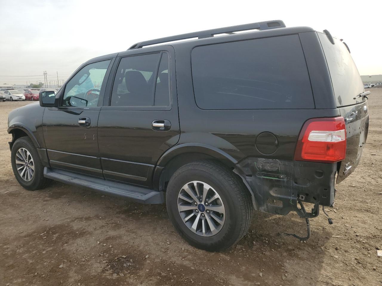 Изображение 2 2017 FORD EXPEDITION XLT 2017 с VIN 1FMJU1HT4HEA11137