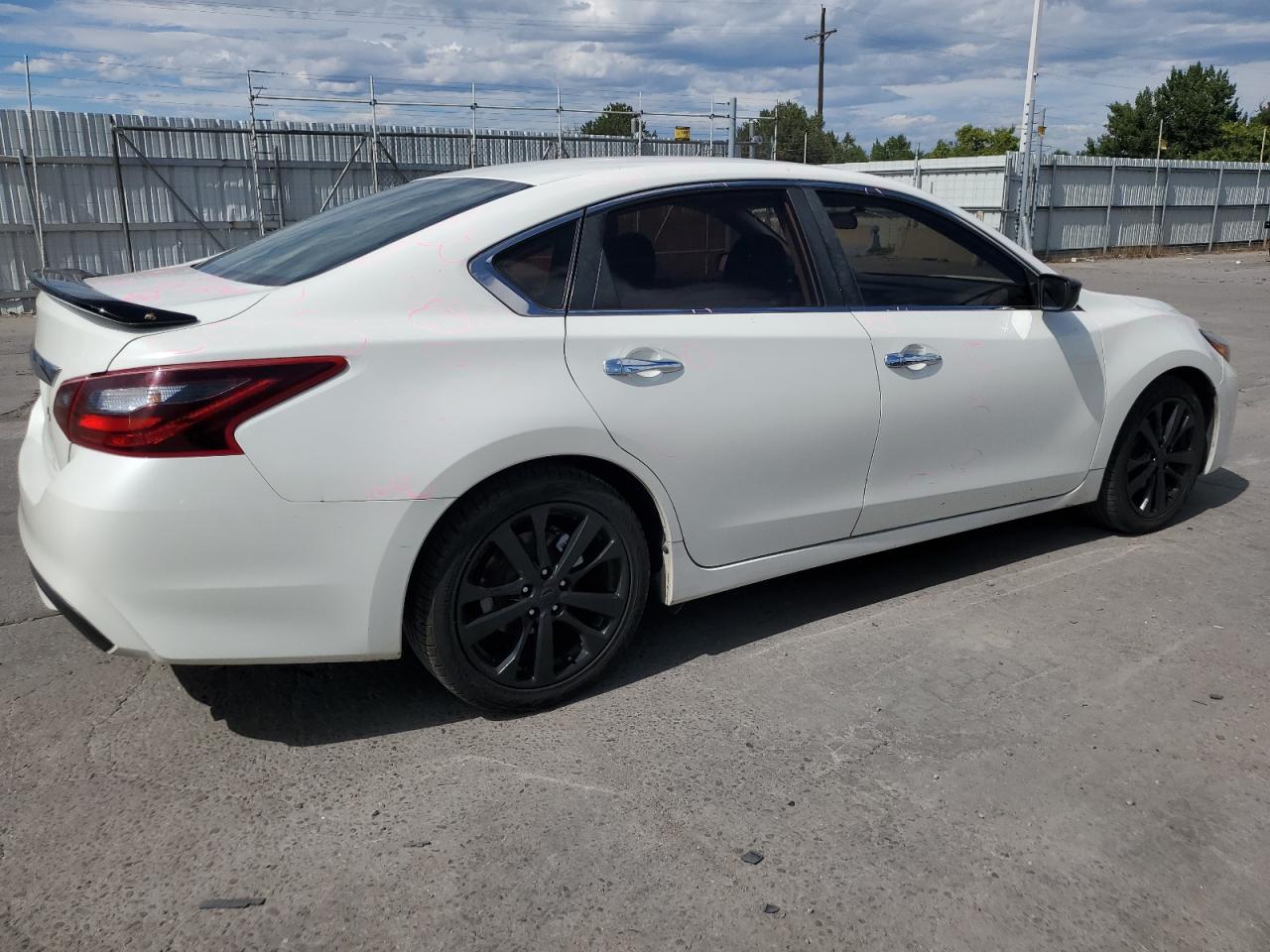 Obraz 3 z 2017 NISSAN ALTIMA 2.5 2017 z VIN 1N4AL3AP5HC189897