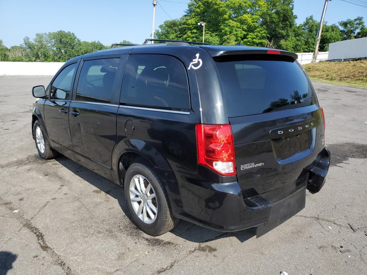 Изображение 2 Dodge Grand Caravan Sxt 2019 с VIN 2C4RDGCG1KR755180