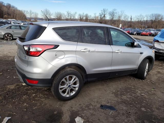 Image 3 of 2017 FORD ESCAPE SE 2017 with VIN 1FMCU9G94HUC96831