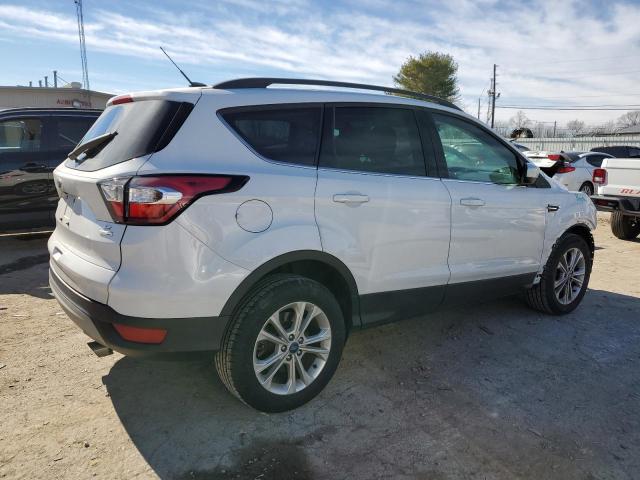 Image 3 of 2017 FORD ESCAPE SE 2017 with VIN 1FMCU9G9XHUE37966