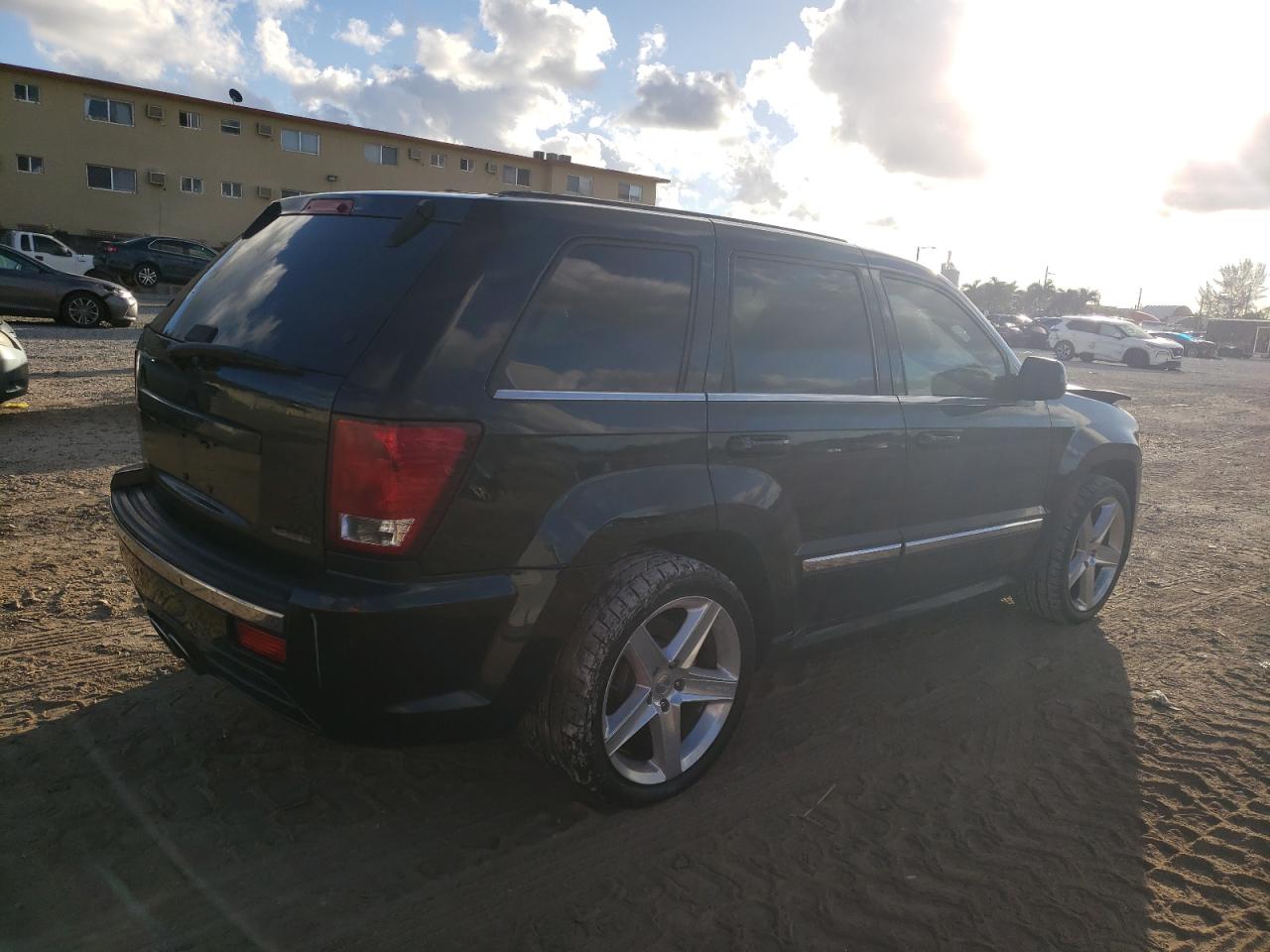 Изображение 3 2009 JEEP GRAND CHEROKEE SRT-8 2009 с VIN 1J8HR78W79C554070