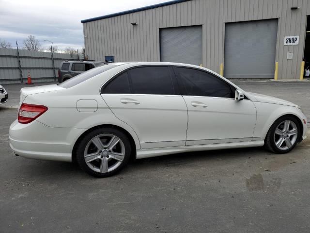 Obraz 3 z 2011 MERCEDES-BENZ C 300 2011 z VIN WDDGF5EB1BR135500