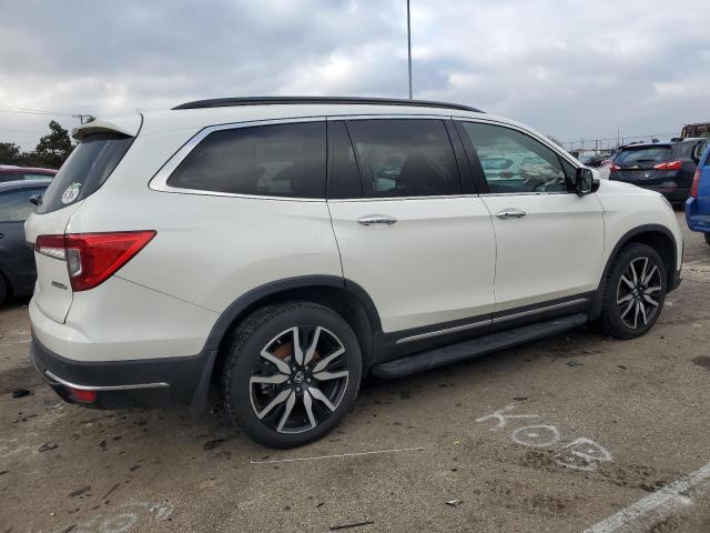 Image 3 of 2019 HONDA PILOT TOURING 2019 with VIN 5FNYF6H91KB043838