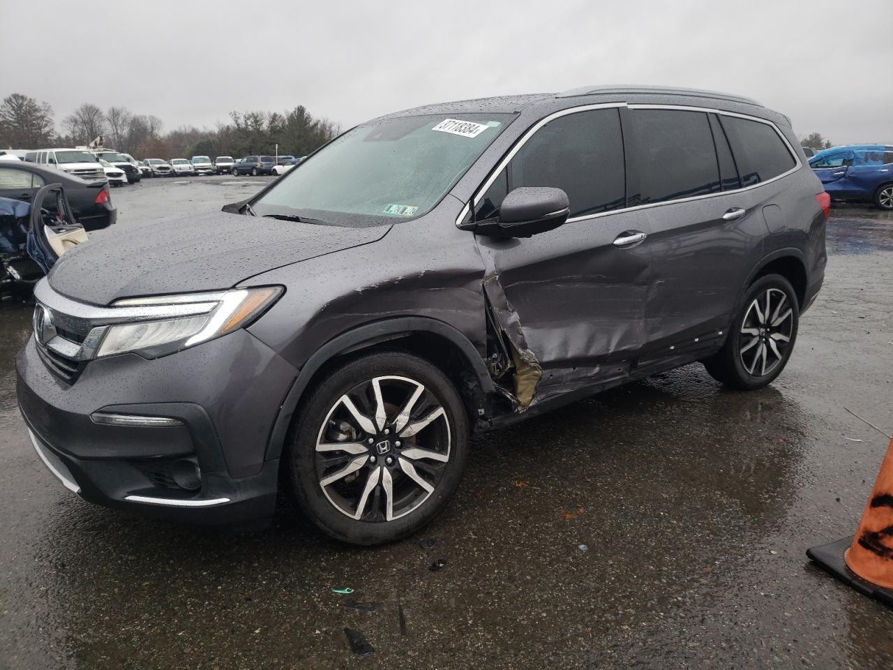 Image 1 of 2020 HONDA PILOT TOURING 2020 with VIN 5FNYF6H60LB015004