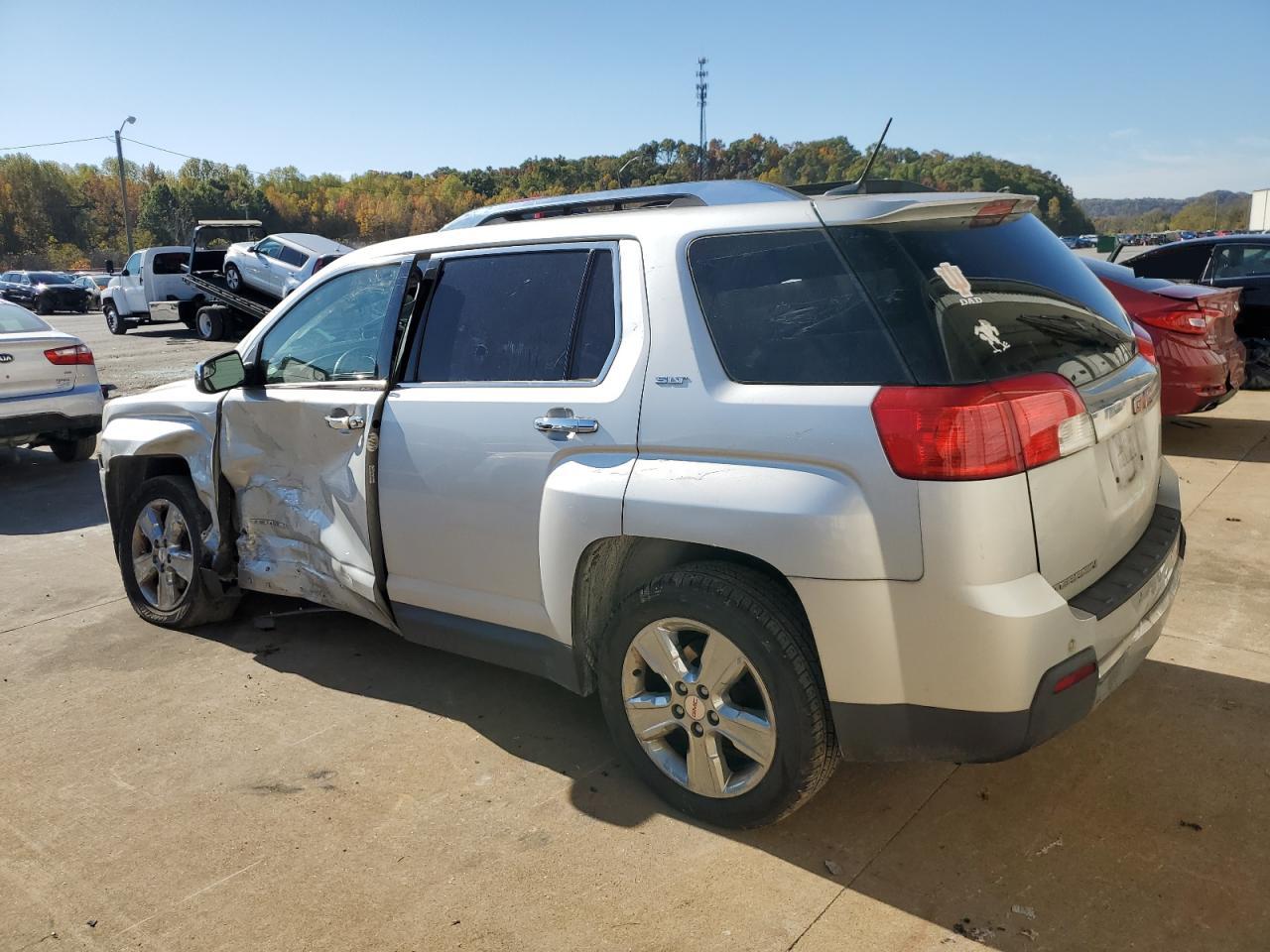 Image 2 of 2014 GMC TERRAIN SLT 2014 with VIN 2GKFLYEK6E6367921