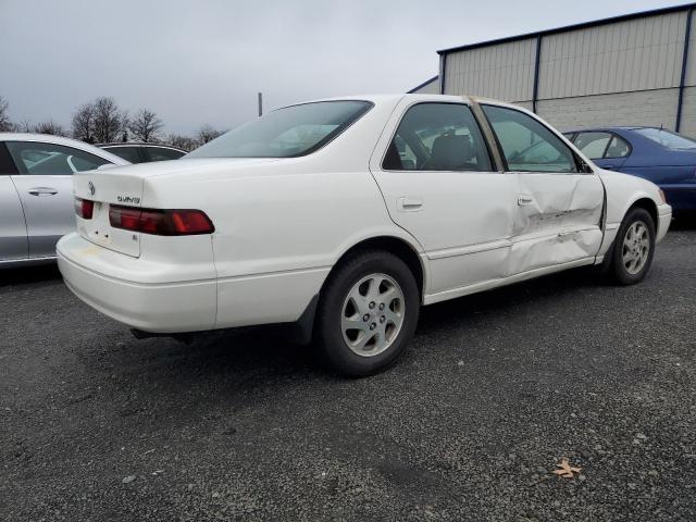 Obraz 3 z 1999 TOYOTA CAMRY LE 1999 z VIN JT2BF28K2X0199113