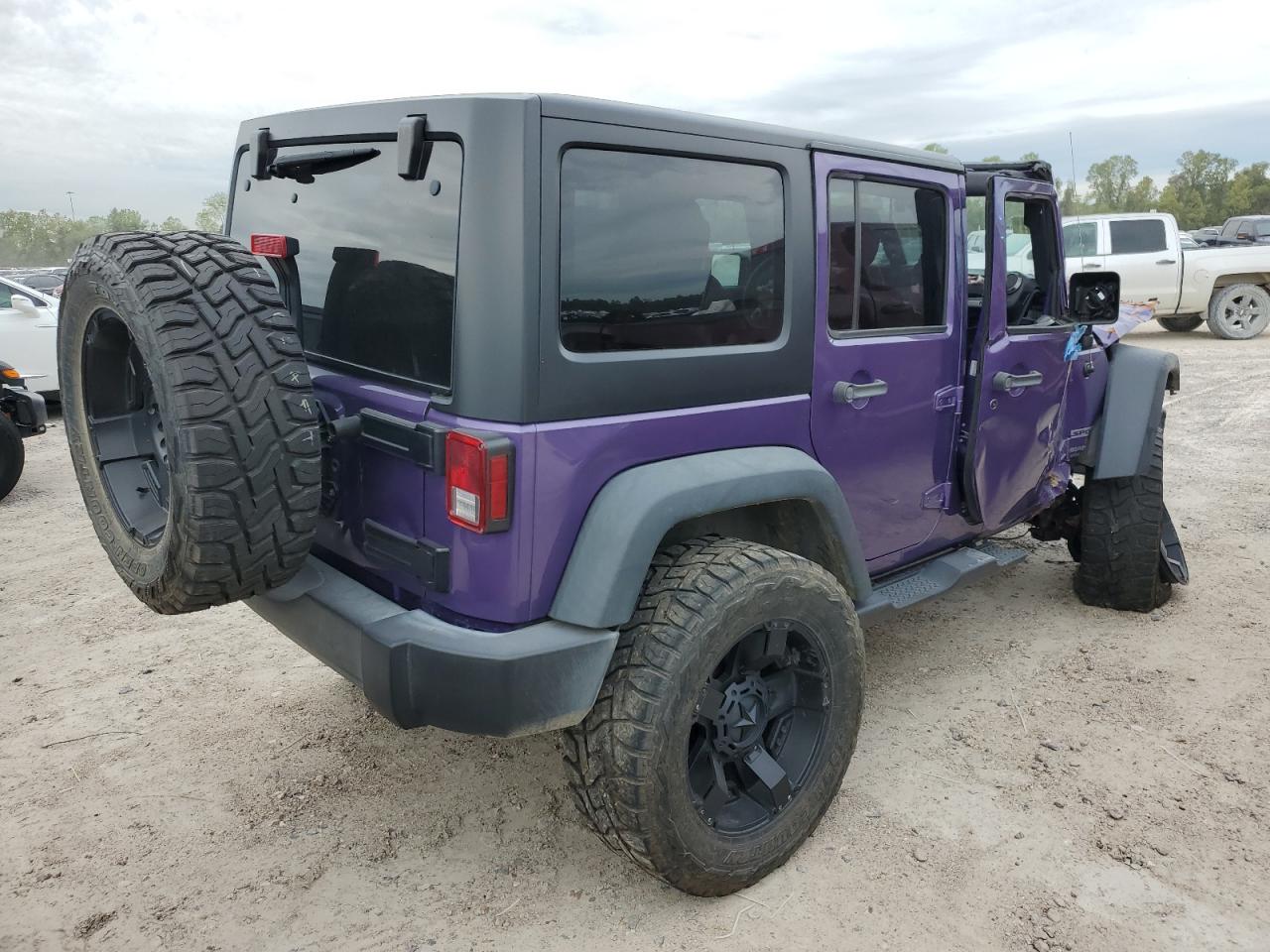 Image 3 of Jeep Wrangler Unlimited Sport 2017 with VIN 1C4BJWDG3HL677957