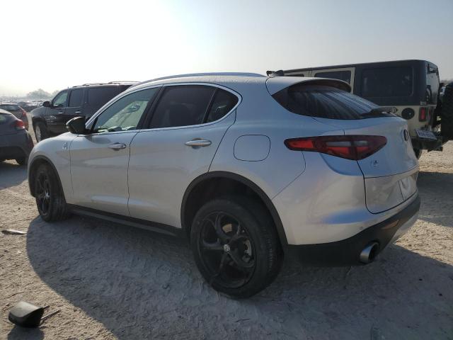 Obraz 2 z 2018 ALFA ROMEO STELVIO TI 2018 z VIN ZASFAKBN2J7B97054